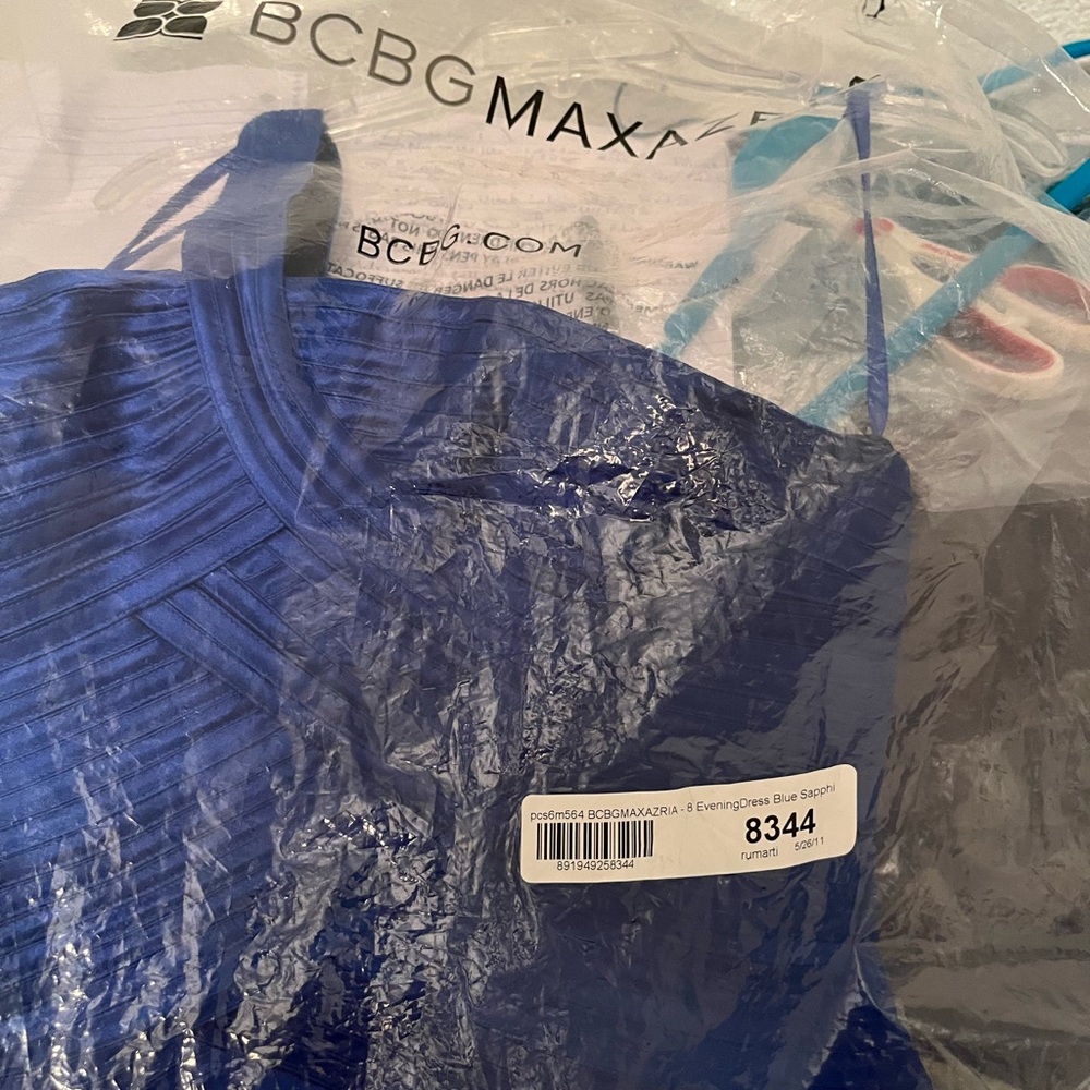 BCBG Max Azria cocktail dress brand new with tags. Size 8 - Picture 10 of 10